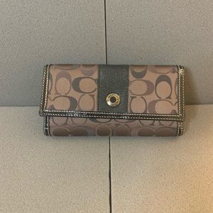 Coach Tri Fold Wallet | NWOT